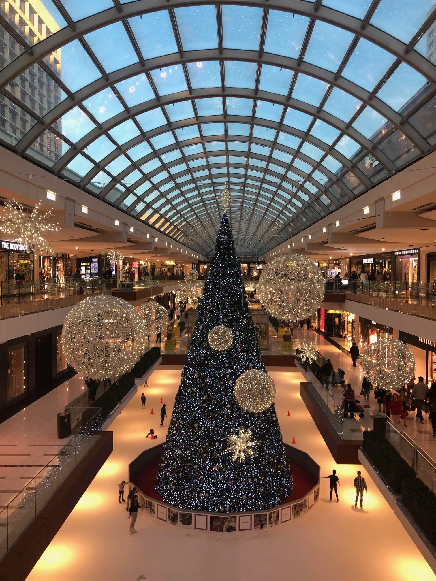 Houston-Galleria-Christmas