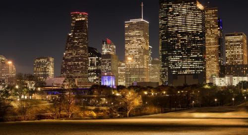 houston-htown-skyline-photography-of-skyscrapers